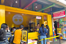 Stand Bagoplek di Pasar Oro-Oro Dowo Malang Ramai Diserbu Pembeli dari Berbagai Kalangan