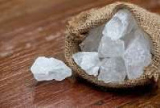 Tawas untuk Deodoran Ketiak, Benarkah Lebih Aman? Ini Fakta Medis dan Efek Sampingnya