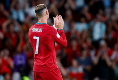 Dari Bangku Cadangan ke Pintu Keluar, Cristiano Ronaldo Bawa Misteri dari Portugal