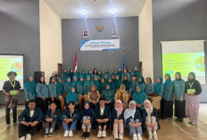 KKN Kimia UB Implementasikan Eco Enzim Berbasis Limbah Organik di Kelurahan Pandanwangi