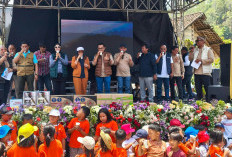 Festival Nyusu Bareng di Batu, 1.000 Susu Gratis Dibagikan untuk Kenalkan Wisata Edukasi Brau