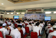 Satpol PP Goes to School di Malang, Pelajar dan Santri Diedukasi soal Perda hingga Larangan Rokok