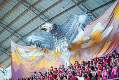 Bhawikarsu 16 Kali Jadi Best Supporter, Guru SMAN 3 Malang Ikut ‘Nribun’ dan Pangkas Jam Pelajaran