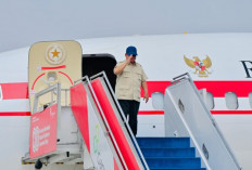 Prabowo Bersama TNI Hadiri Panen Raya Tebu di Malang, Sempat Sapa dan Salami Petani 